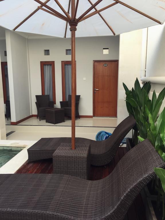 Tom Guest House Legian  Exterior photo