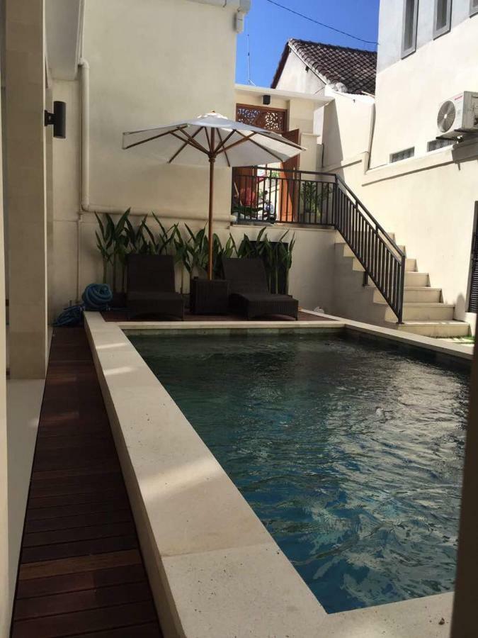 Tom Guest House Legian  Exterior photo