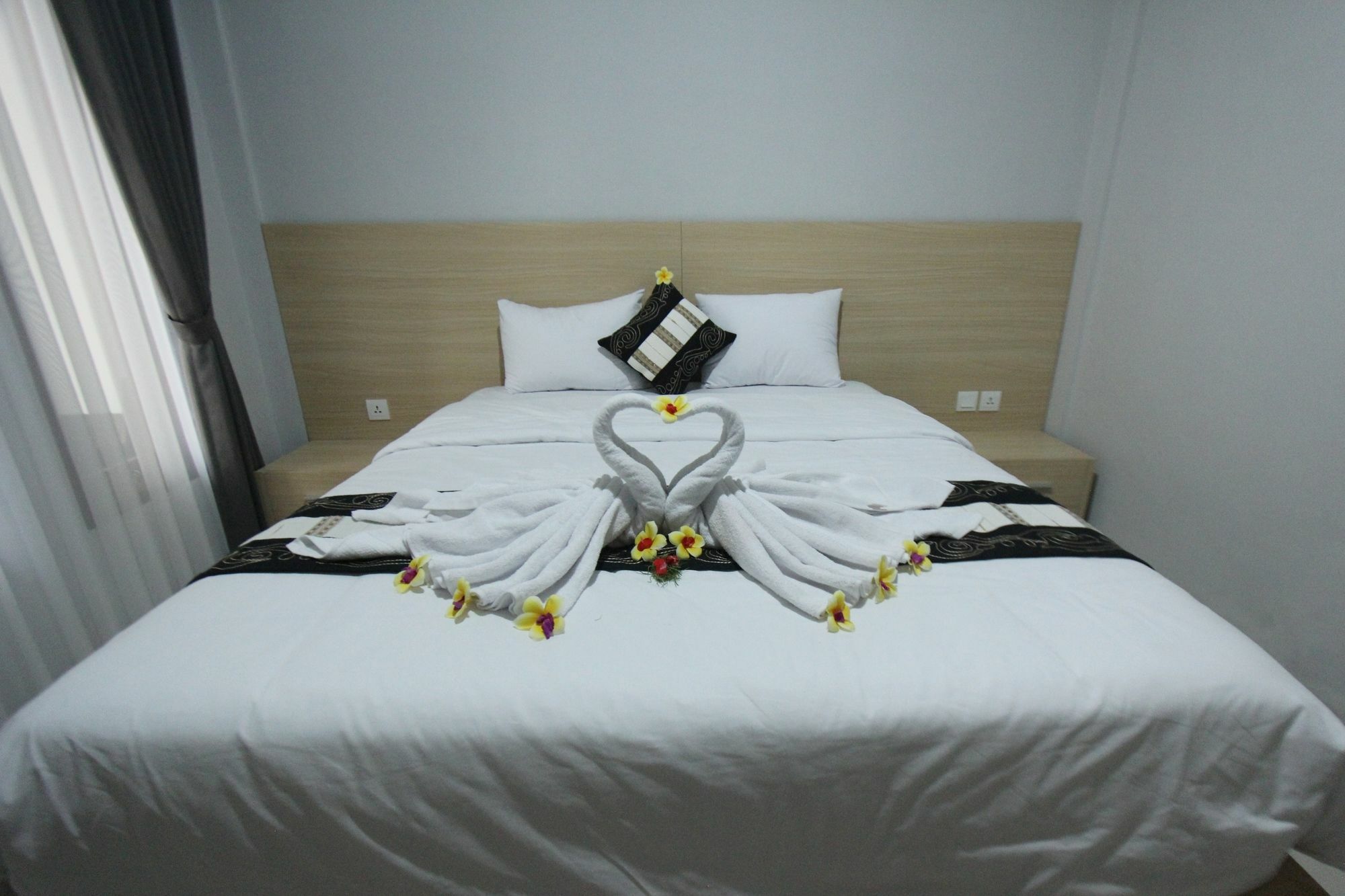 Tom Guest House Legian  Exterior photo