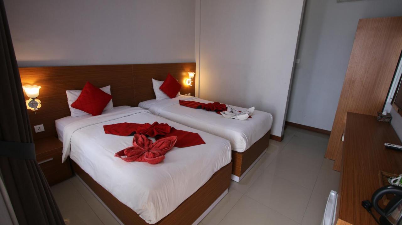 Tom Guest House Legian  Exterior photo